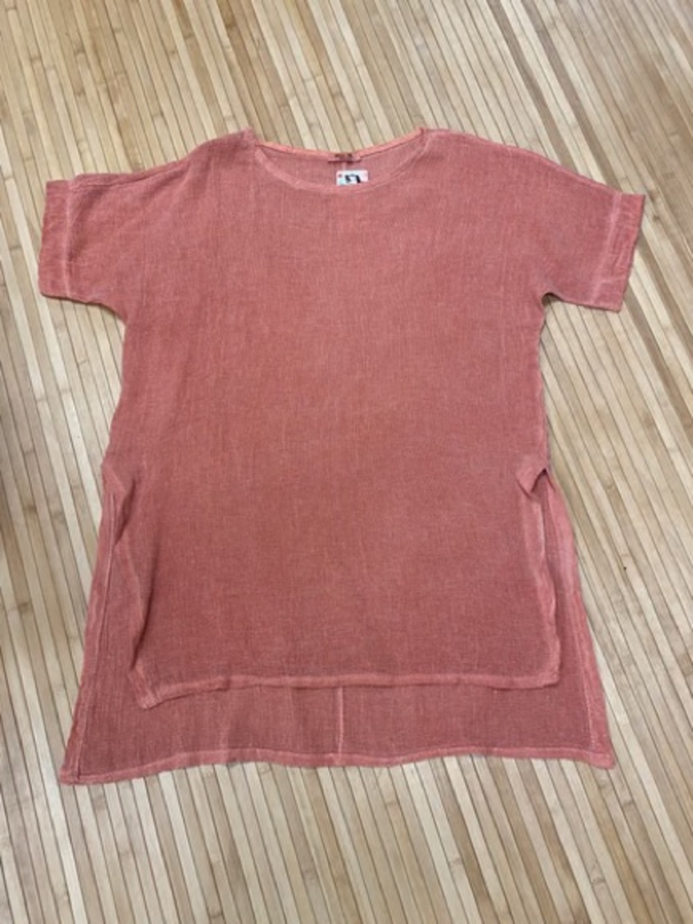 Italian Linen and Cotton Short-Sleeve Women's Top in Dusty Coral